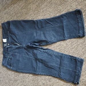 Flash lights capris size 12